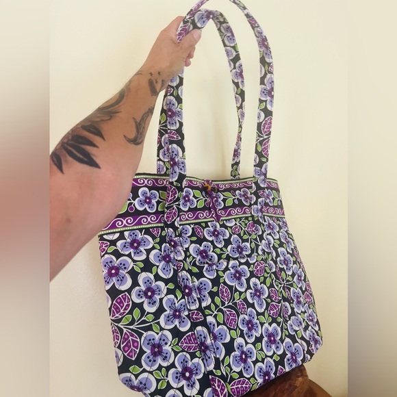 Vera Bradley Purple Floral Large Tote, NWT - Picture 2 of 7